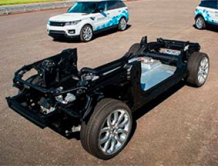 Land Rover работает над созданием более экологичных двигателей