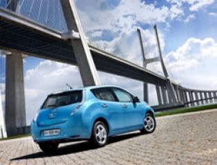 Nissan LEAF назван