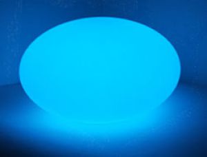 Светильник на светодиодах, способствующий быстрому засыпанию