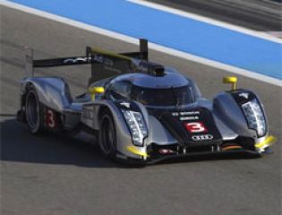 Гоночный автомобиль Audi R18 оборудуют гибридным двигателем