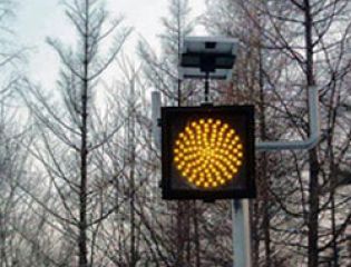 В Набережных Челнах установлен еще один светофор на солнечных батареях