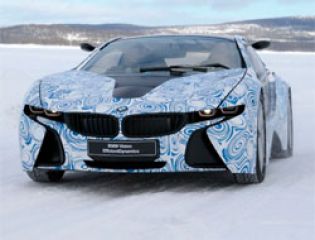 Гибридный суперкар BMW i8 прошел тестовые испытания на севере Швеции