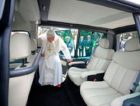 Концерн Renault подарил Бенедикту XVI два электромобиля