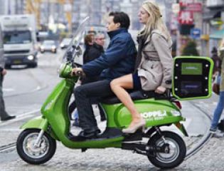 Новый вид экологичного такси появился в Амстердаме 