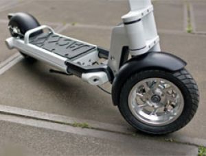 Голландский стартап - электросамокат LEEV mobility