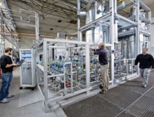 Audi будет производить топливо с помощью солнечной энергии 