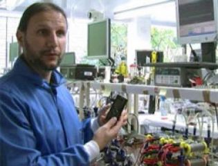 Созданы первые в мире микробные топливные элементы для телефонов