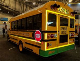 Первый полностью электрический школьный автобус появится в США