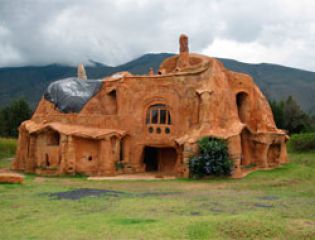 Casa Terracota - необычный экодом от колумбийского архитектора