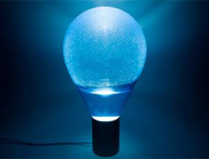 Светодиодная лампа, воспроизводящая круговорот воды в природе